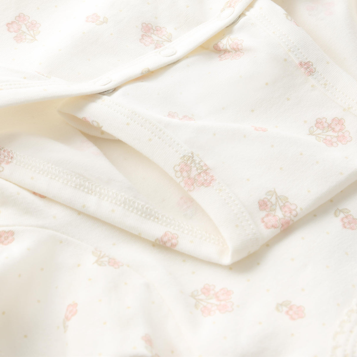 Minymo - Hvid kortærmet body med blomster 114302