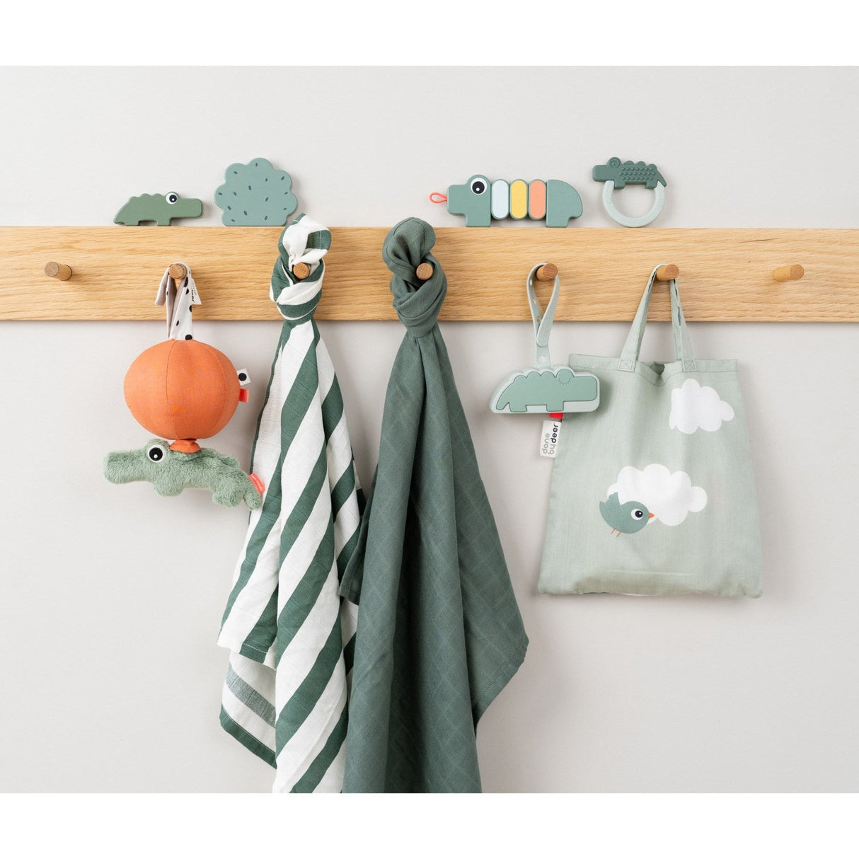 DonebyDeer Green Choco Silikone Sutteholder