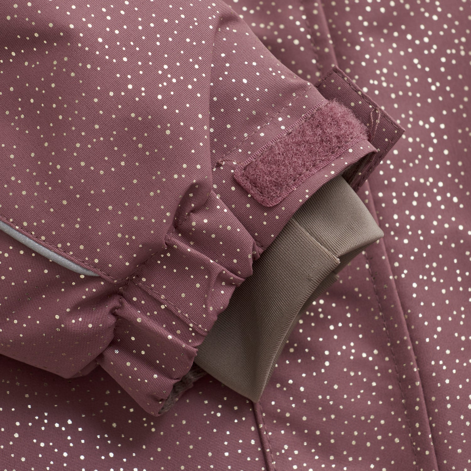 EnFant flyverdragt med frynser og glimmer - Rose Taupe