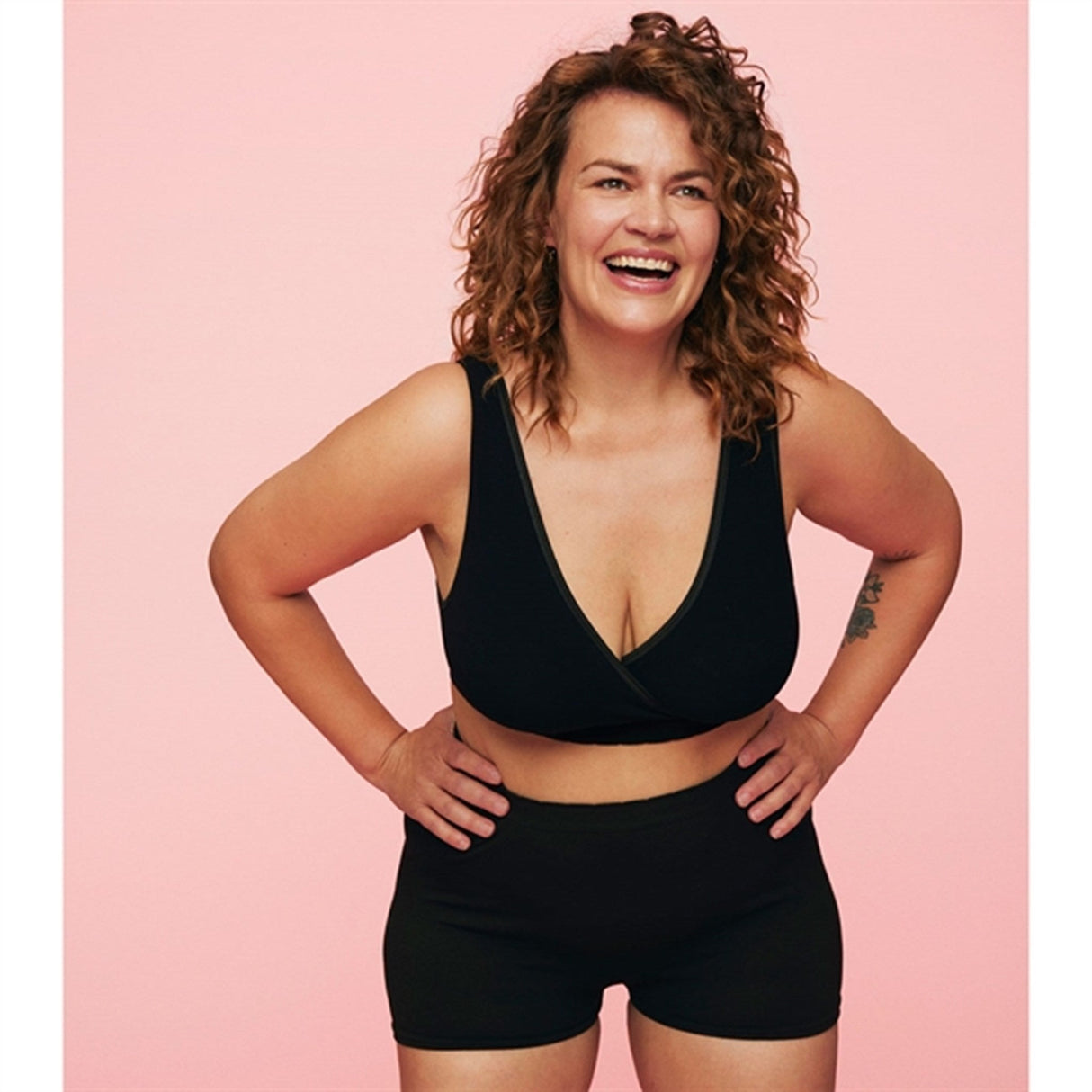 momkind Crossover Bh Black