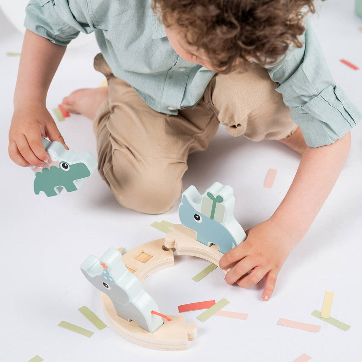 DonebyDeer Farvemix Celebration Parade Deer Friends