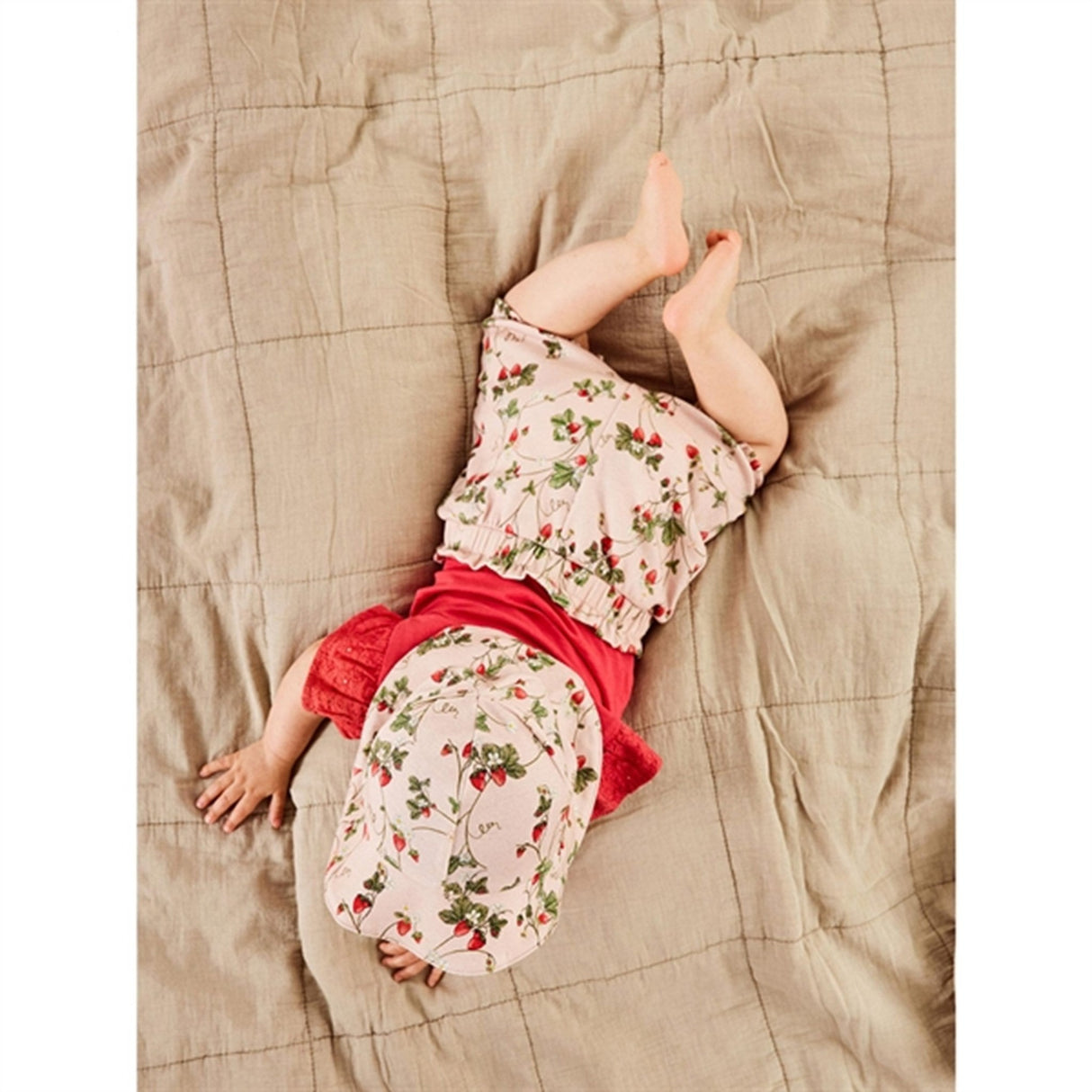 Name it Rose Smoke Jascha Solhat