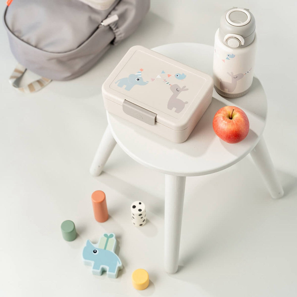 DonebyDeer Sand Madkasse Med Opdeler Celebration