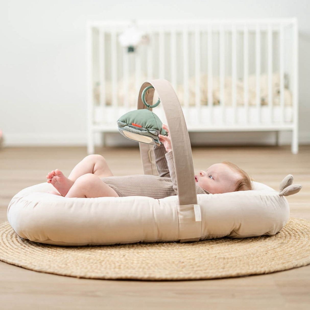 DonebyDeer Tiny Farm Green Baby Kontrastkortholder