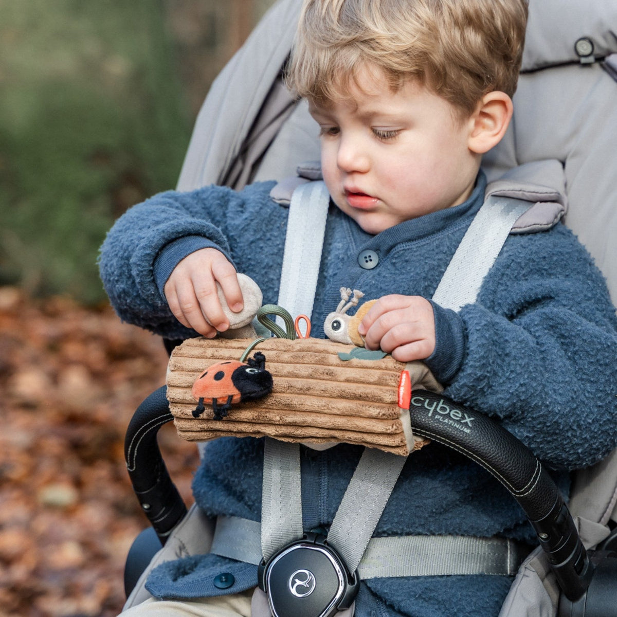 DonebyDeer Colour Mix Tiny Trails Stroller Aktivitetslegetøj