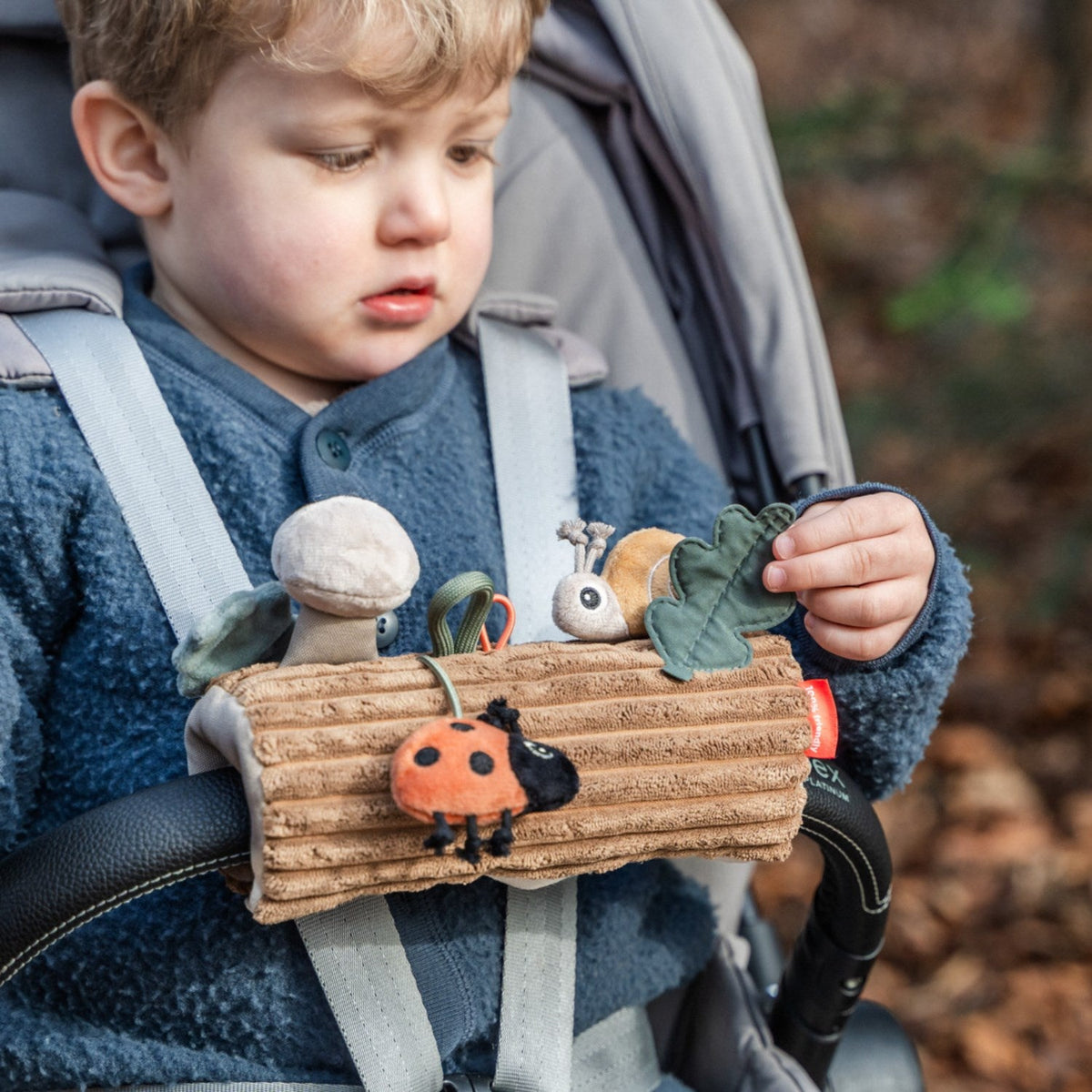 DonebyDeer Colour Mix Tiny Trails Stroller Aktivitetslegetøj
