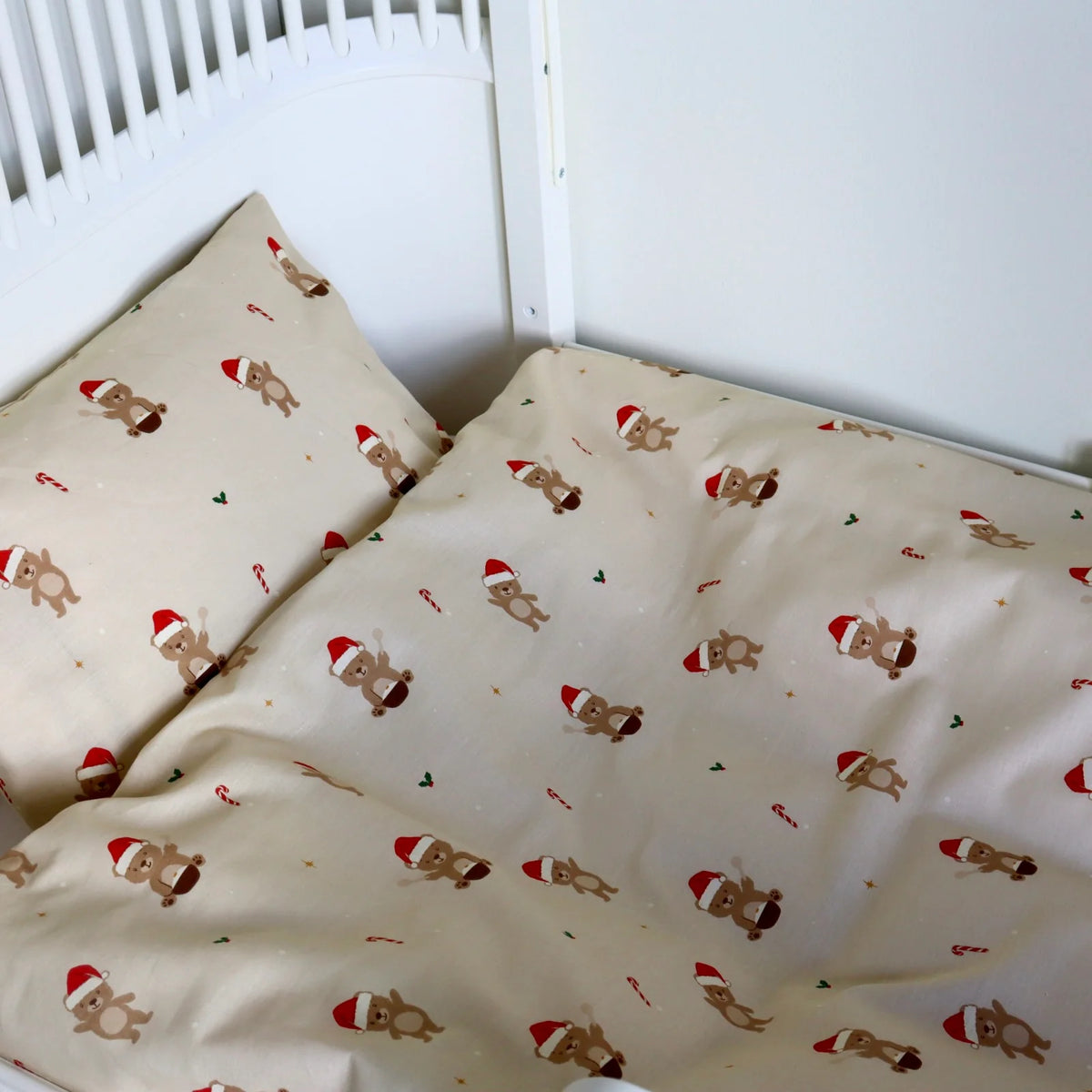 By Mats Babysengetøj - Christmas Teddy