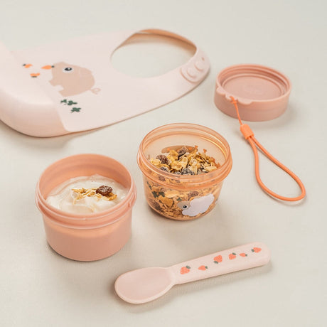 DonebyDeer Pudder To go 2-way snackbøtte S Tiny farm