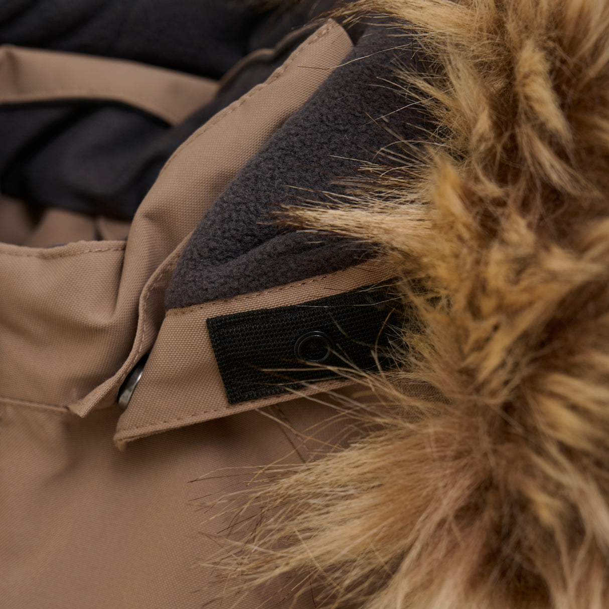 Baby Coverall W. Fake Fur - Fossil