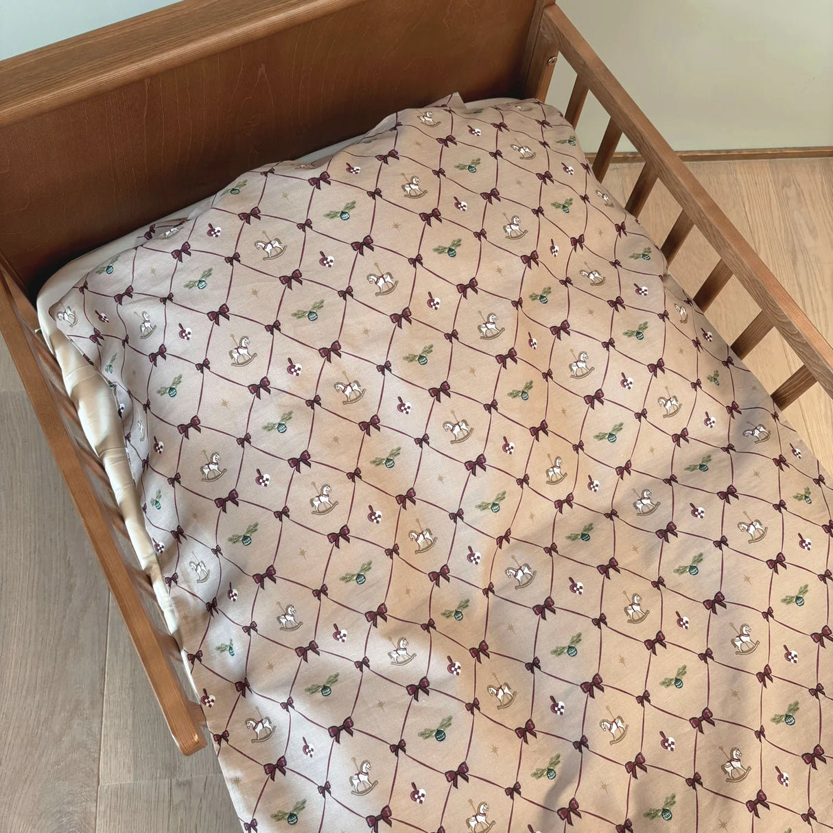 By Mats Juniorsengetøj - Noel